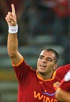 Simone Perrotta