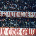 uno striscione della sud che ricorda Antonio De Falchi