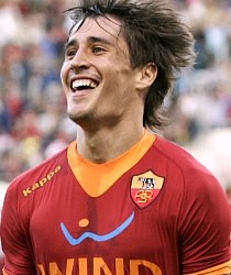 Primo gol di Bojan con la maglia della Roma