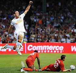 Roma-Liverpool: Florenzi esulta dopo il gol
