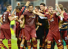 Roma festeggia il gol