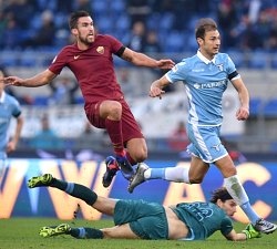 Lazio-Roma: Strootman scardina la porta dei bifolchi...