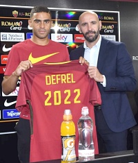 Monchi presenta Defrel