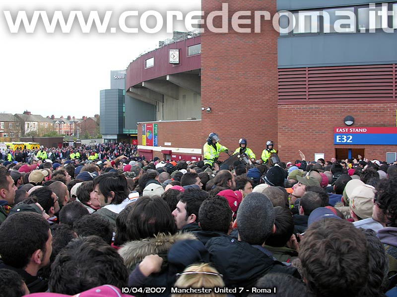 mu-rm_tifosi08.jpg